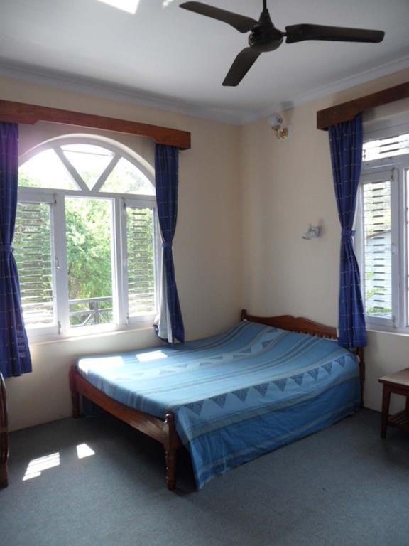 Hotel Nirvana Pokhara Rum bild
