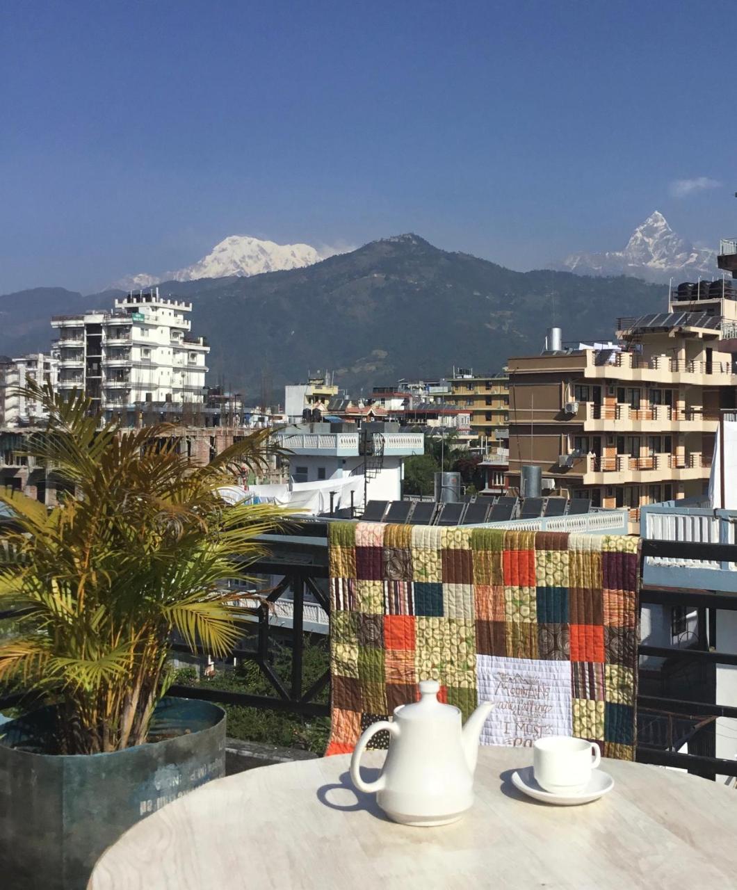 Hotel Nirvana Pokhara Exteriör bild